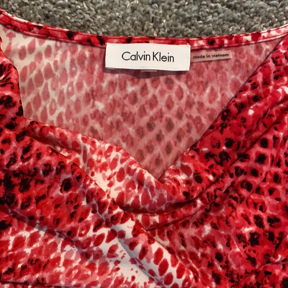 Calvin Klein pink top - Picture 2 of 3
